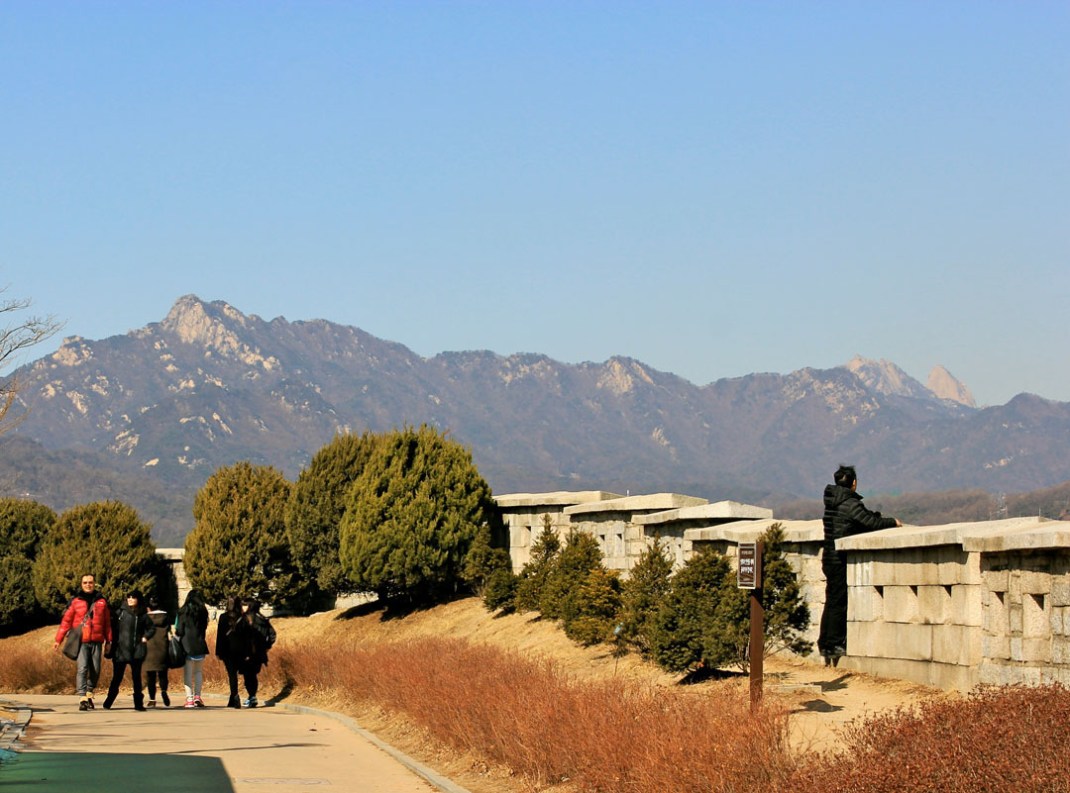 Hyewamun Fortress Wall & Mount Bukhansan