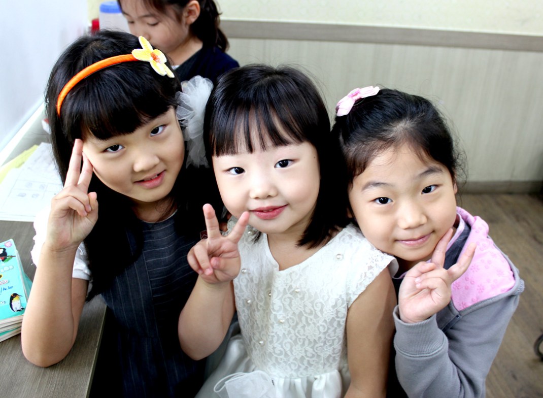 Serin, Lyna and Sharon