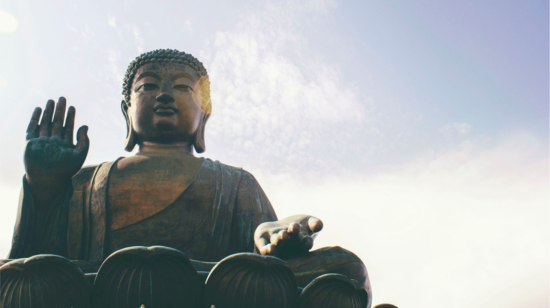 Tian Tian Buddha, Hong Kong